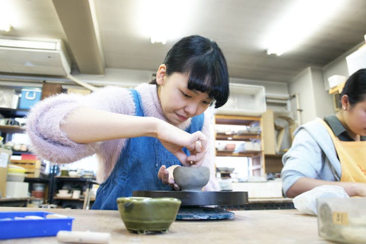 新宿 陶芸体験 プチかわいいを作ろう 手びねりミニ 小皿 小鉢 ぐい呑みなど アソビュー