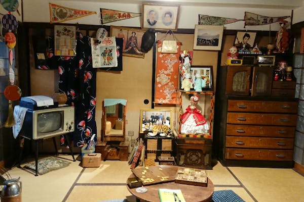 湯布院アンティーク 大分県・テーマパーク】昭和のノスタルジックな雰囲気にひたれる湯布院