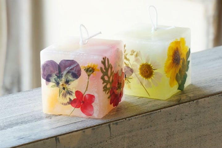 愛知 名古屋 キャンドル作り 可愛いお花をキャンドルに咲かそう 押花キャンドル作り アソビュー 愛知 名古屋 キャンドル作り 可愛いお花をキャンドルに咲かそう 押花キャンドル作り アソビュー