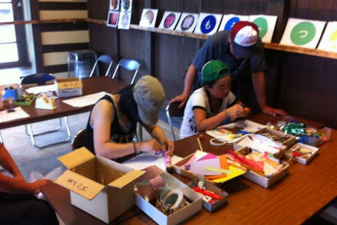 【山梨・ビー玉万華鏡作り】自由にデコレーション！不思議な世界がのぞける万華鏡づくり