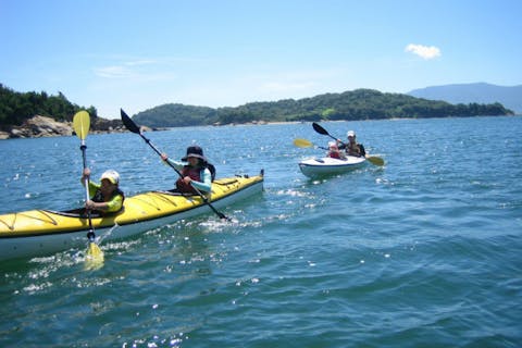 【岡山・瀬戸内】絶景と美しい島々を巡る！カヤック体験（120分）★体験写真プレゼント★