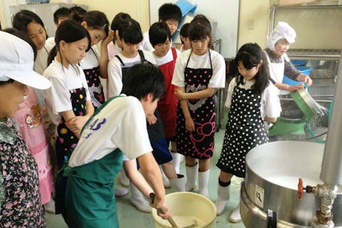 山陰 山陽のそば打ち体験予約 そば打ちの方法 コツを学ぼう アソビュー 山陰 山陽のそば打ち体験予約 そば打ちの方法 コツを学ぼう アソビュー