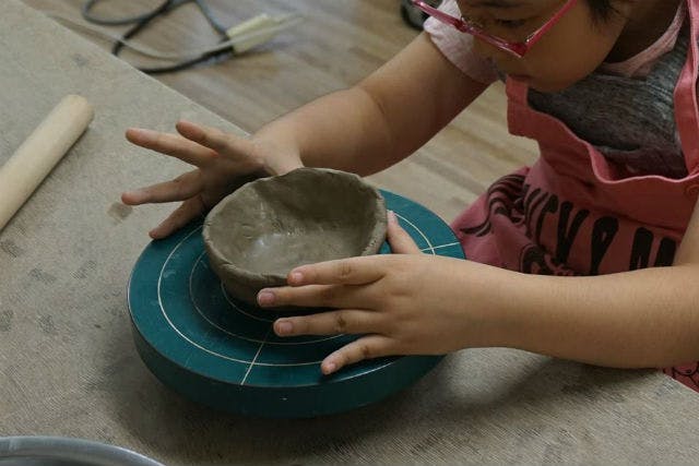 【千葉県・陶芸教室・手びねり】お子さま、親子参加も歓迎！形に残る陶芸1日体験教室