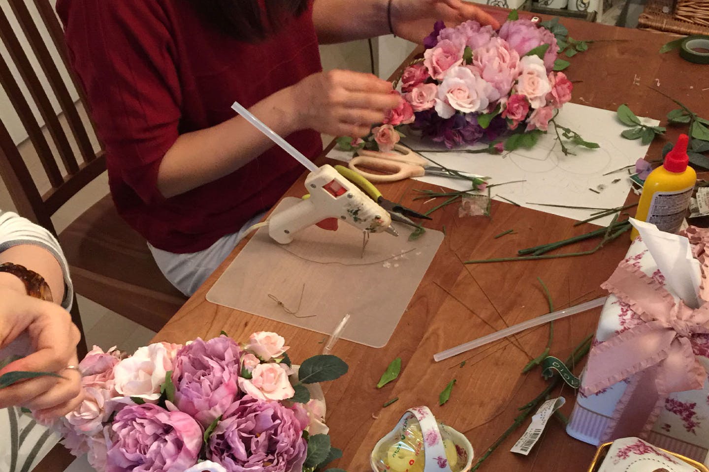 東京 日本橋 アーティフィシャルフラワー エレガントな仕上がり スワッグ作り アソビュー