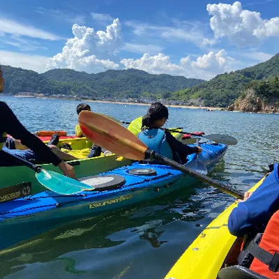 島根・温泉津・カヤック 透明度最高!ゆる〜く海上散歩!|アソビュー! 島根・温泉津・カヤック 透明度最高!ゆる〜く海上散歩!|アソビュー!