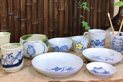 陶磁器の絵 愛知・瀬戸・絵付け】器をキャンバスに自由に絵を描こう！道の駅「瀬戸