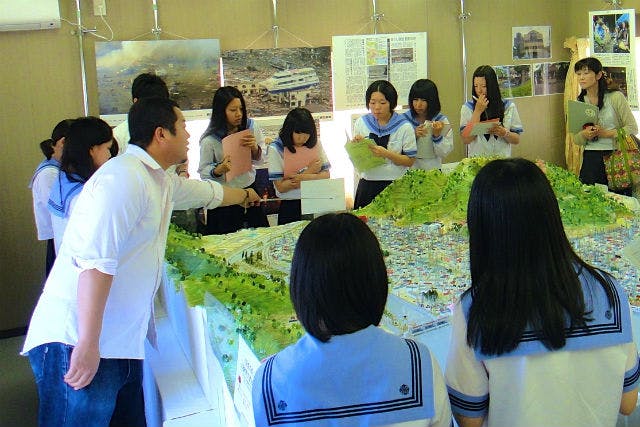 一般社団法人おらが大槌夢広場は、岩手県の大槌町にてガイドツアーを開催しています。