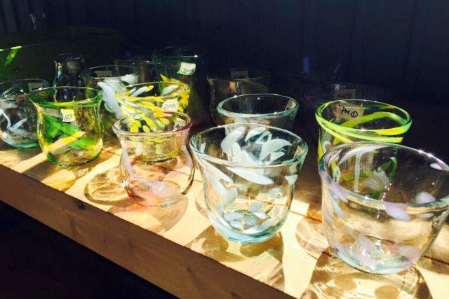 【愛知・ガラス細工】100％リサイクルガラスを使用！吹きガラスでオリジナル作品づくり※7月初旬ガラスの色が青っぽくなります。