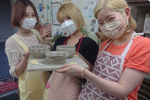 【陶芸体験・東京】大岡山駅徒歩3分！動画撮影サービスで思い出バッチリ！簡単に出来る手びねり体験！
