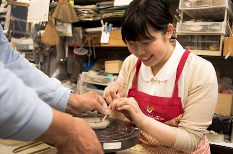 【陶芸体験・東京】大岡山駅徒歩3分！動画撮影サービスで思い出バッチリ！簡単に出来る手びねり体験！