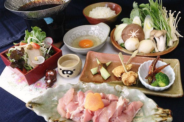 【滋賀・料理体験】ごま豆腐作り＆絶品「近江鶏のすきやき」が味わえる充実プラン