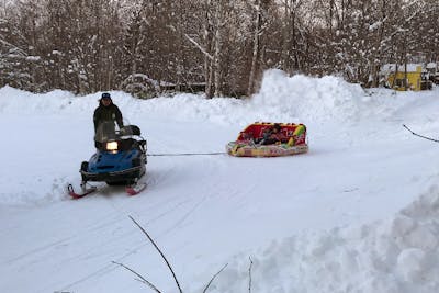 北海道・札幌・スノーモービル＆バナナボートorブッバ】爽快で