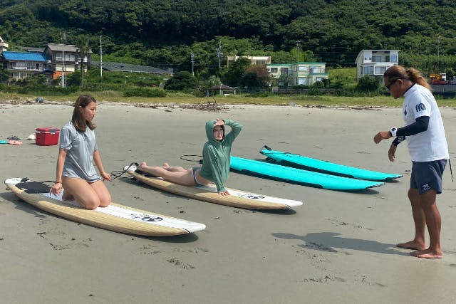【愛知・知多半島・サーフィン体験】波乗りの世界をのぞき見しよう！サーフィン体験
