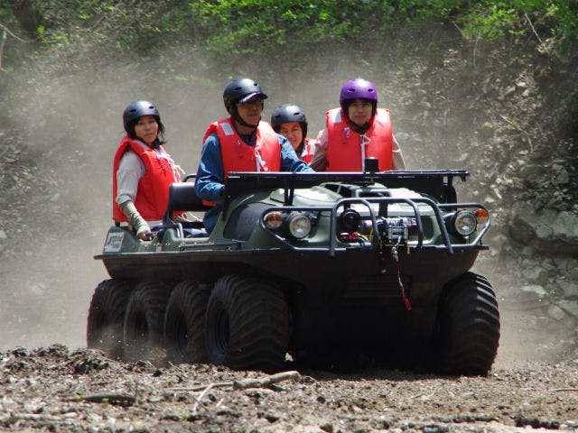 広島 帝釈峡 バギー スリル満点の水陸両用車に乗ろう 野性的なコースを走るバギー体験 アソビュー