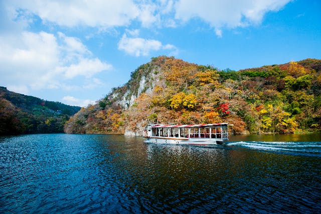 【広島・帝釈峡・クルージング】日本百景はダテじゃない！遊覧船クルージングで神龍湖を巡ろう！