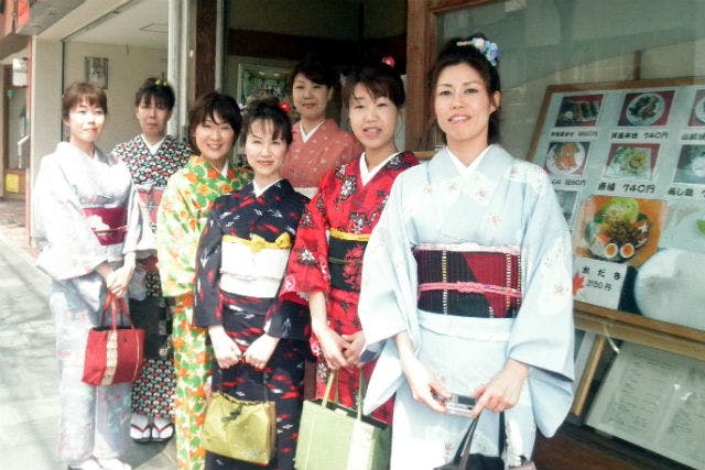 【京都・着付け体験・水だき付き】看板メニューを召し上がれ！着物で過ごす京都の1日