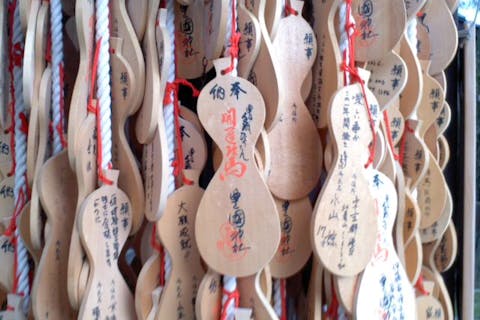 【京都・ガイドツアー】幽霊に歴史あり、怪談にドンデン返しあり！平安時代から現代まで、幽霊と人間との関わりが明らかになる。京都ミステリー紀行・幽霊編