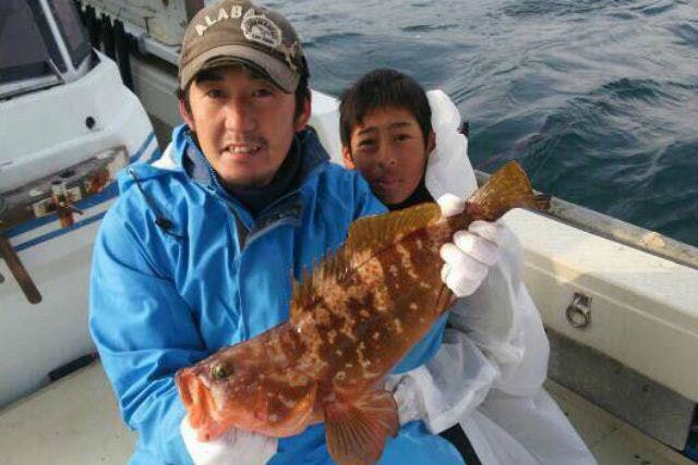 熊本県 天草 釣り船とイルカウォッチング イルカに出会えて釣りも楽しめる欲張りプラン アソビュー