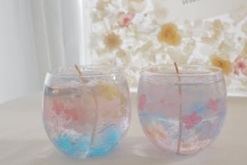 キャンドルは浄化作用が！アメジストが入ってるジェルキャンドル！かわいい！綺麗！ キャンドルは浄化作用が！アメジストが入ってるジェルキャンドル