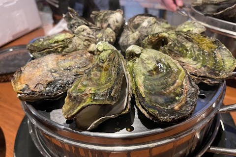 【兵庫・淡路島・BBQ】カキ90分食べ放題を堪能！冬限定・カキ小屋プラン