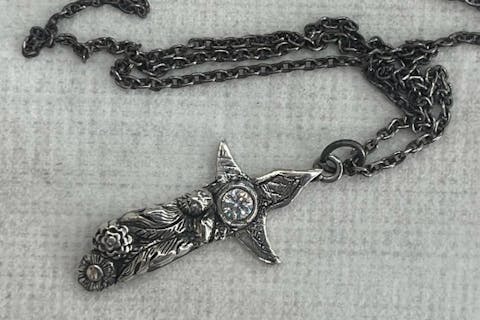 岡山・倉敷・シルバーアクセサリー 体験　倉敷の思い出にシルバーアクセサリーの体験はいかがですか？自由な発想でオリジナルデザインが作れます。