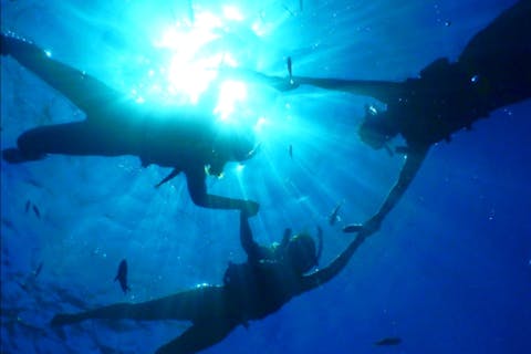 アウトレットモール近くの綺麗なビーチ！【豊崎美らSUNビーチ】大人気のちゅらさんセットで遊びまくりｗｗ