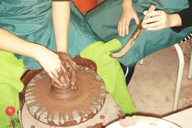 群馬・みなかみ町・陶芸体験】みなかみ特有の陶器、月夜野焼を