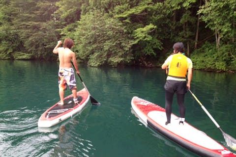 【長野県・大町市・SUP】ガイド付2時間コースまたはガイド付1時間＋レンタル1時間コース～　青木湖SUPクルーズ《北アルプスブランド弁当付またはBBQ付コースあり》