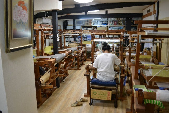 【京都・伝統文化体験】京都の伝統工芸・つづれ織の歴史を探ろう！綴織・工房見学