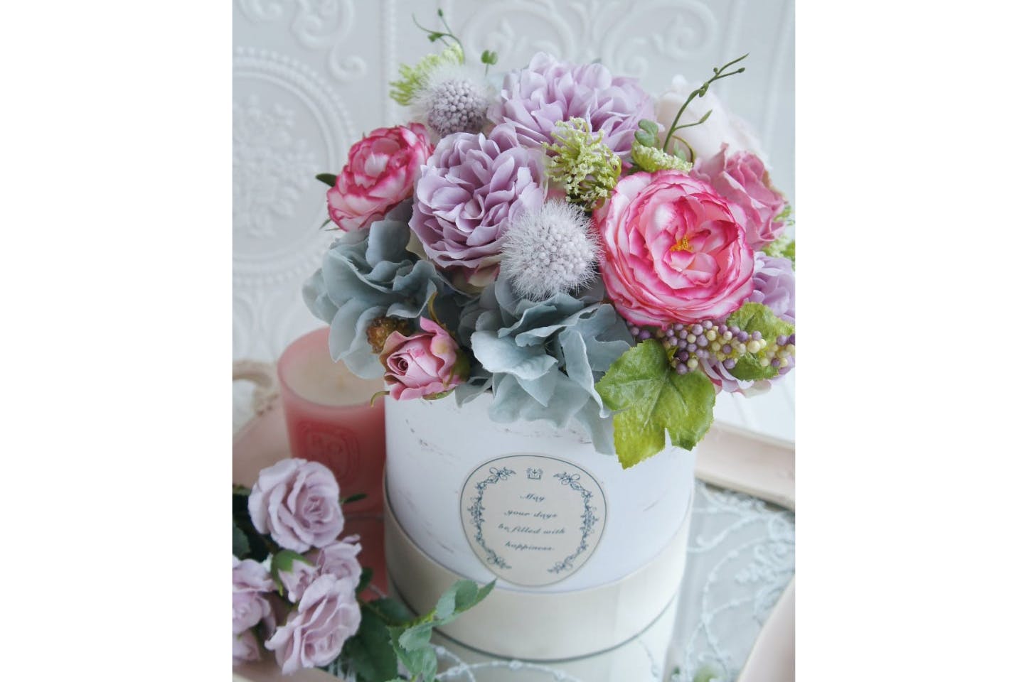 Fleuriste mignon（フルリストミニョン） (豊島区・池袋・巣鴨・大塚・目白 フラワーアレンジメント教室)の「【東京・池袋フラワーアレンジメント】池袋駅から徒歩約5分！アーティフィシャルフラワー製作（15×18cm）（しっかりアレンジレッスン）」の画像