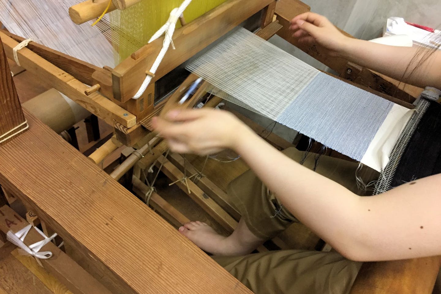 【京都市】錦地を作る、機織り体験（工房見学＆ポストカード付）
