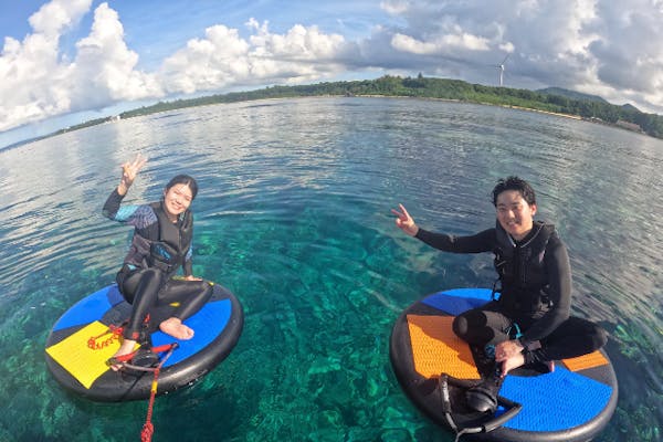 沖縄・今帰仁・古宇利島】初心者大歓迎♪座って滑れる新感覚