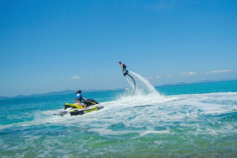 【うるま市・マリンスポーツ】大人気海中道路エリア！マリンスポーツ2時間遊び放題