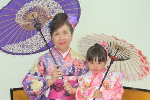 【沖縄・那覇・和装体験】着物・浴衣から選べる和装体験.ヘアーセット込み.スタジオ撮影(4人以上で割引あり／ヘアゴムプレゼント／国際通り近く！