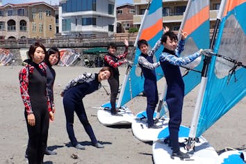 神奈川・逗子】初めての方限定！ウィンドサーフィン半日コース（海上