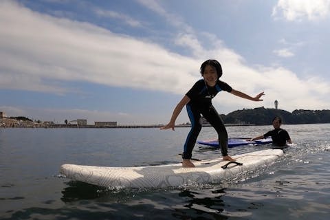 【神奈川・藤沢・サーフィン】初級者から上級者までおまかせ！プライベートレッスン（貸切・団体割引有り）