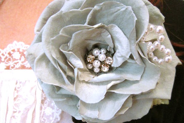 オーダー受付　コサージュor髪飾り プリザーブドフラワー プリザーブドフラワー オーダー受付　コサージュor髪飾り