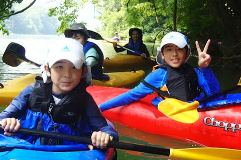 【埼玉・長瀞・カヌー】自然豊かな荒川で、ゆったり川下りしよう（90分）