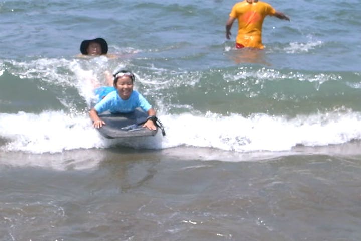 福井 三国 サーフィン 親子で楽しく学ぼう 連盟公認講師が教える親子サーフィンスクール アソビュー