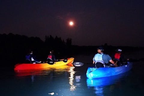 【沖縄・宮古島・カヤック】幻想的な景色が見どころ！サンセット&ナイト　トワイライトカヤックツアー