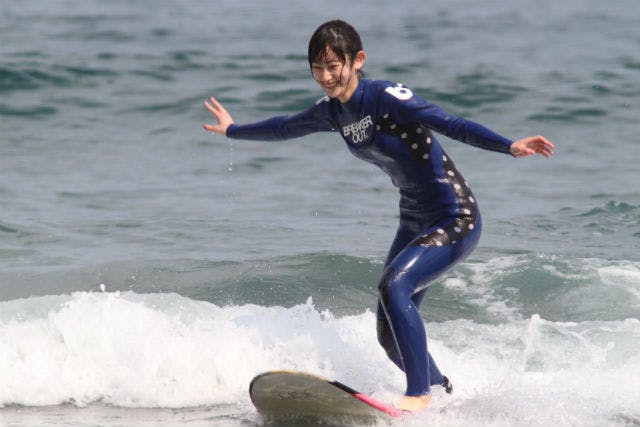 【徳島・サーフィン】「1日でテイクオフできる」と噂のスクール！プロが教えるサーフィンスクール