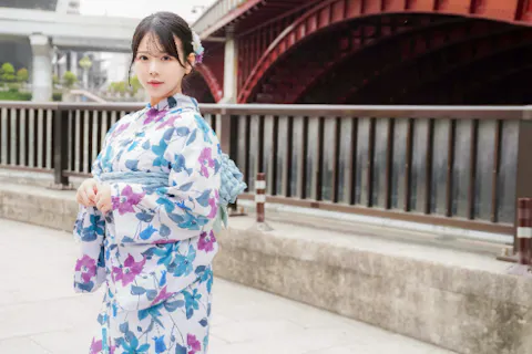 【東京・浅草・学割】女性限定！★浴衣学割プラン★VASARA浴衣でお得に夏の思い出を作りませんか？ヘアセット&髪飾り付きで可愛く変身♪