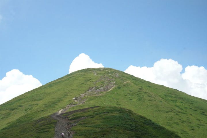 秋田 トレッキング 1日 花の百名山の 秋田駒ケ岳 へ 山頂からは田沢湖も一望 アソビュー