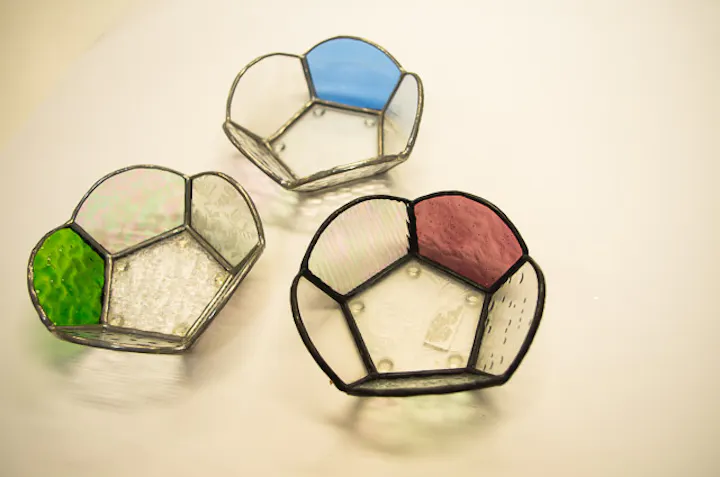 三軒茶屋 ステンドグラス キャンドルホルダー作り 約3時間 アソビュー