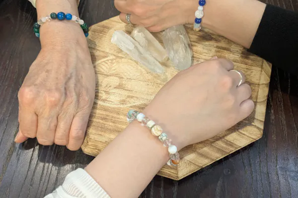 東京・外苑前徒歩5分／天然石ブレスレット】 石を選び、今の自分に合う