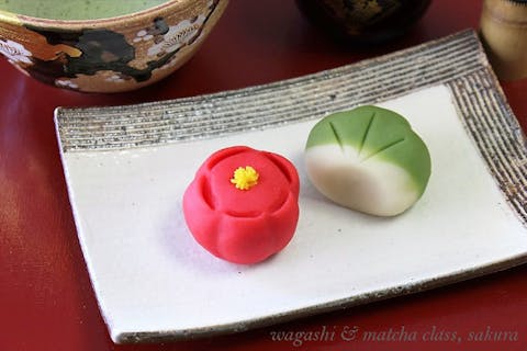 【東京・千駄木・和菓子作り体験】練り切り２種作りと簡単な抹茶点てレッスン＆試食(180分)