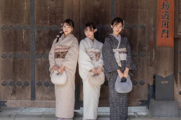 神奈川・鎌倉・着物レンタル】大人気レトロプレミアム☆ヘアセット付き