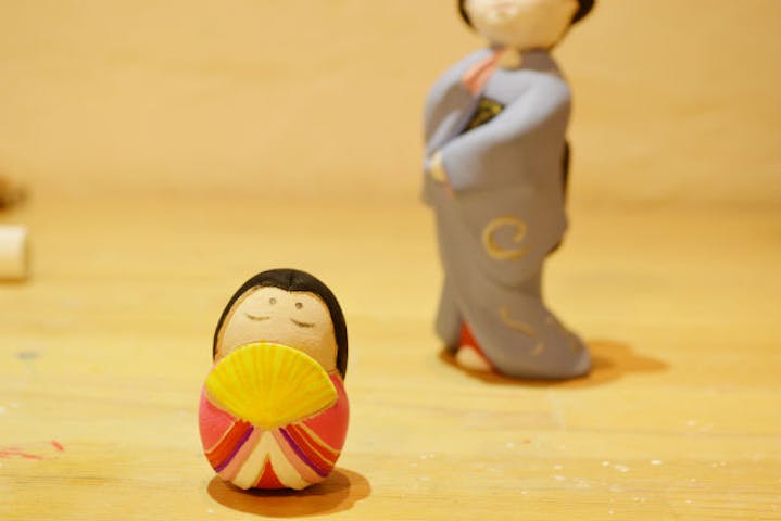 福岡 博多 伝統工芸 博多人形に絵付けをしてみよう お土産やプレゼントにピッタリ アソビュー 福岡 博多 伝統工芸 博多人形に絵付けをしてみよう お土産やプレゼントにピッタリ アソビュー