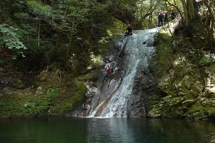 赤目四十八滝エコツアーデスク ネット予約ならアソビュー