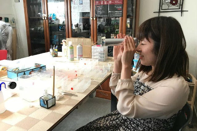 まんげ鏡や　成城教室 (世田谷区・二子玉川・下北沢・三軒茶屋・駒沢公園・田園調布 ガラス工房・ガラス細工 その他)の「【東京・成城学園前・万華鏡】2人でお得に楽しむプロ仕様のアクリル万華鏡ワークショップ」の画像